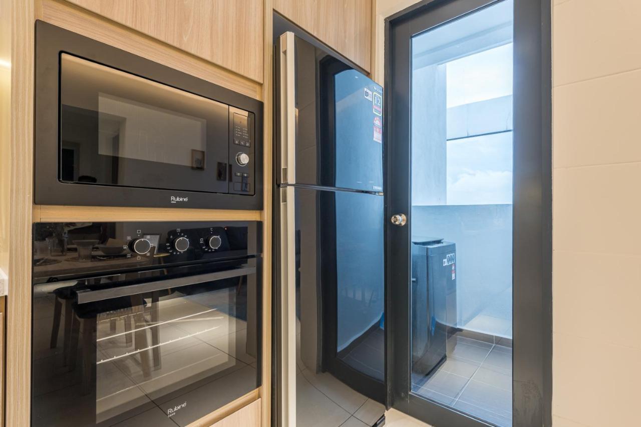 Reizz Residence By Minsu Kuala Lumpur Bagian luar foto