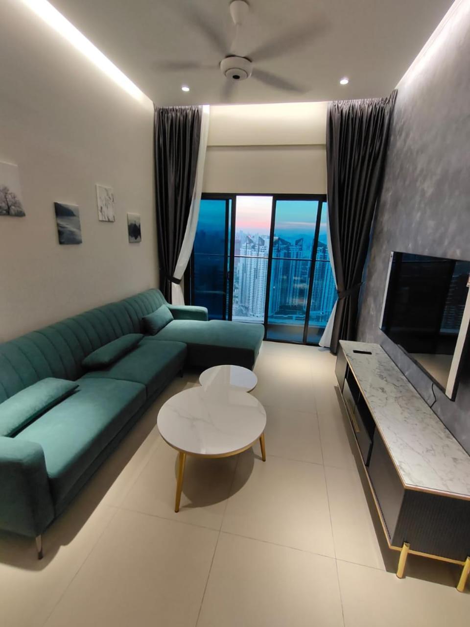 Reizz Residence By Minsu Kuala Lumpur Bagian luar foto